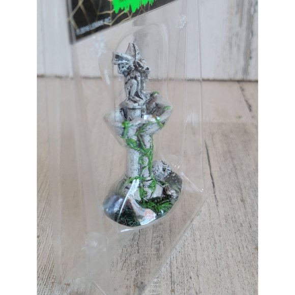 Lemax abandoned Fountain halloween spooky Village accessory - Picture 4 of 6